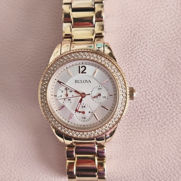 Bulova Watch. - Picture 4 of 11